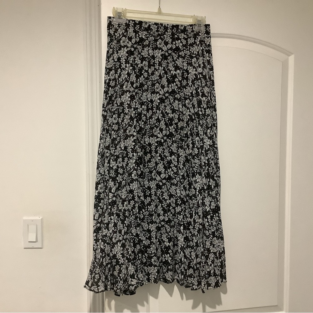 Floral Black and White Women's Skirt